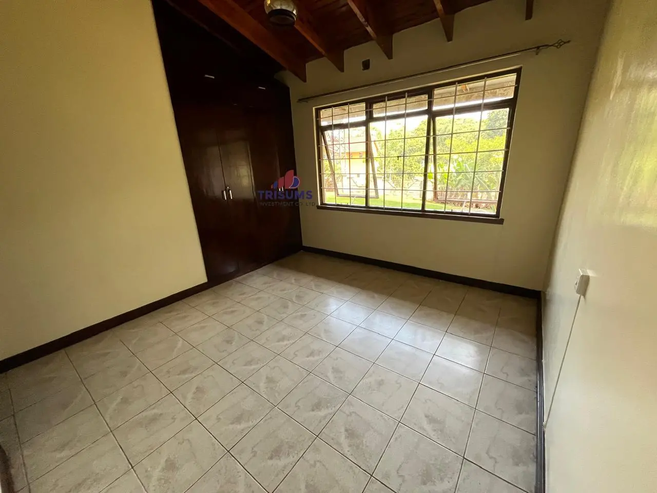 Commercial office spaces to let in Runda